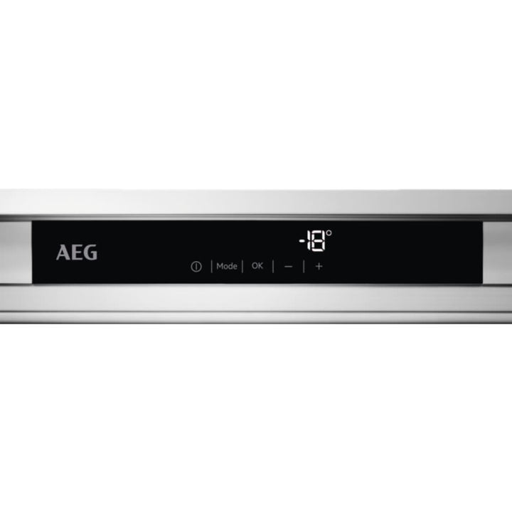 Congelator incorporabil AEG ABE812E6NC - TECHNOMAX - AEG -www.techmax.ro